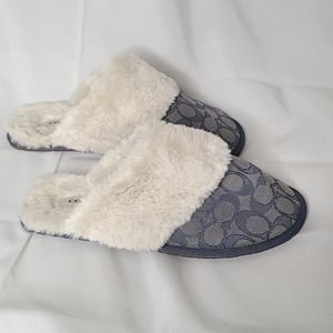 Coach Slippers Size 8